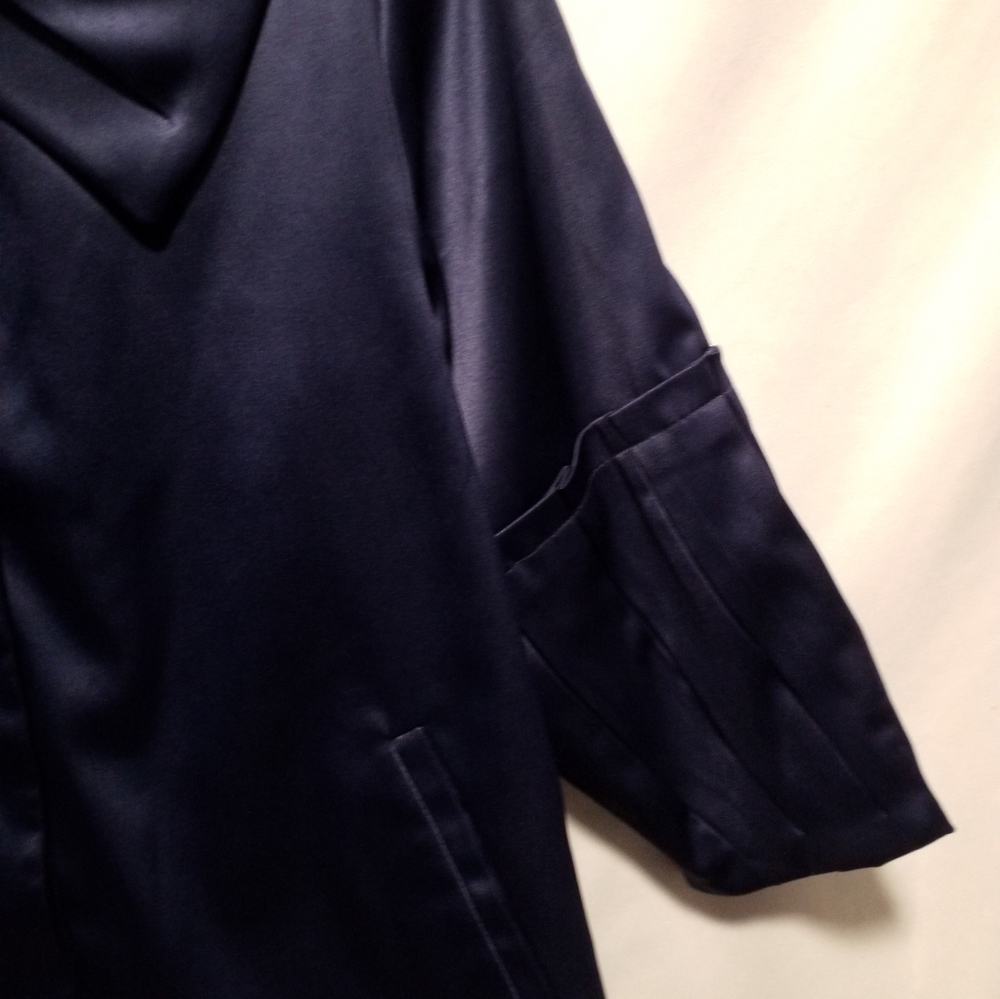 Victorian style jackets - Picture 2 of 8